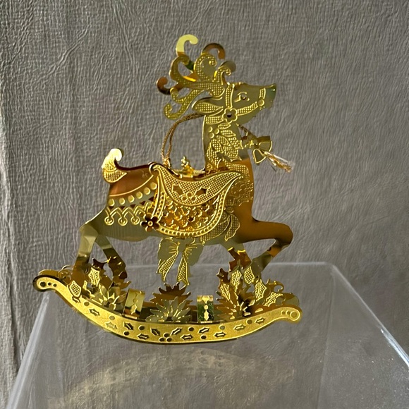 Gold Plated Brass 2d Reindeer Ornament, medium weight, no box - Picture 3 of 5
